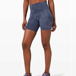 Lululemon WunderTrain 6’ Shorts - Diamond Dye Naval Blue